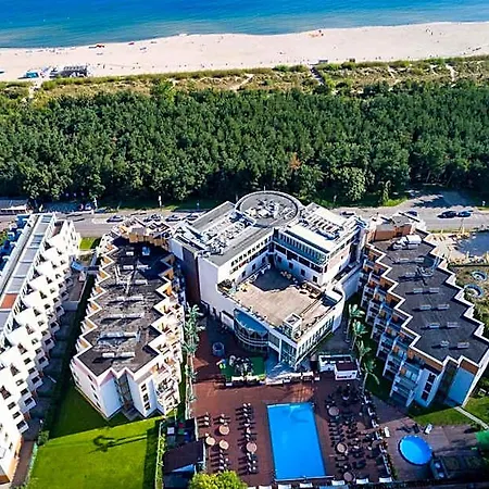 Hotel Maloves & 4*