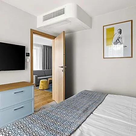 Hotel Maloves &